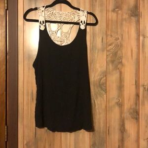 Black tank top with cream skull crochet on back